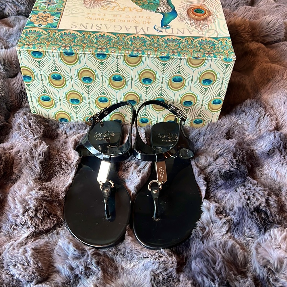 ❌SOLD❌ Coach sz 6 black sandals